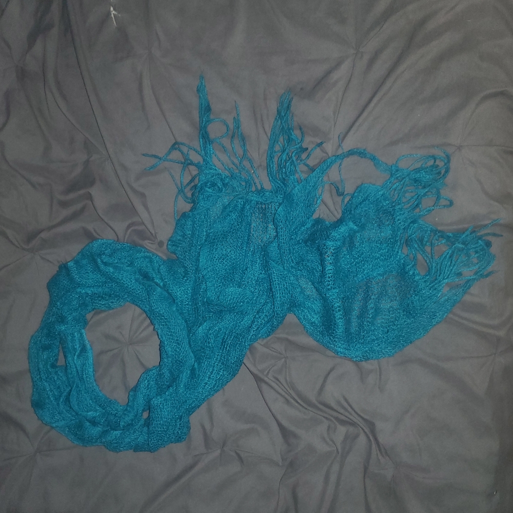 TEAL RUFFLES SCARF